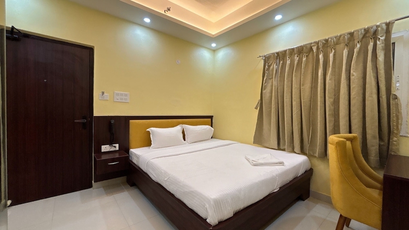 Imagen de la habitación del Hotel Shantam Regency. Foto 9