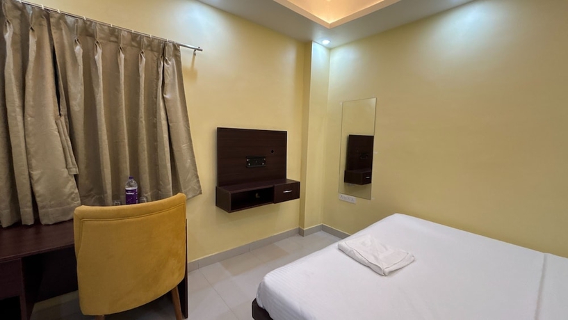 Imagen de la habitación del Hotel Shantam Regency. Foto 12