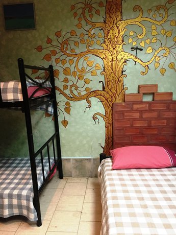 Imagen de la habitación del Hotel Shanti Lodge Bangkok. Foto 6