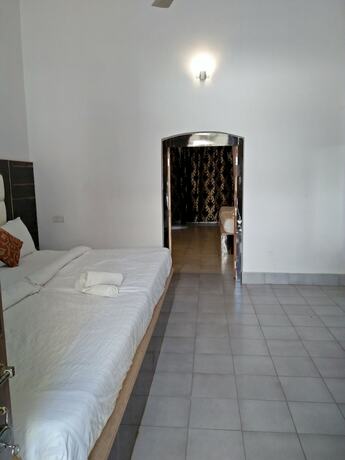 Imagen general del Hotel Shanti Mount Abu. Foto 9