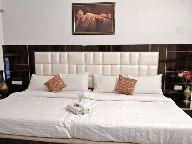 Imagen general del Hotel Shanti Mount Abu. Foto 11