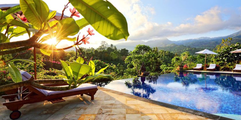 Imagen de la piscina del Hotel Shanti Natural Panorama View. Foto 17