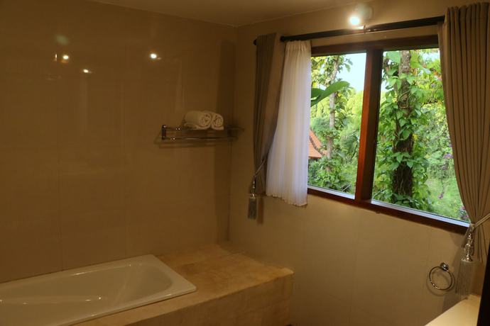 Imagen de la habitación del Hotel Shanti Natural Panorama View. Foto 9