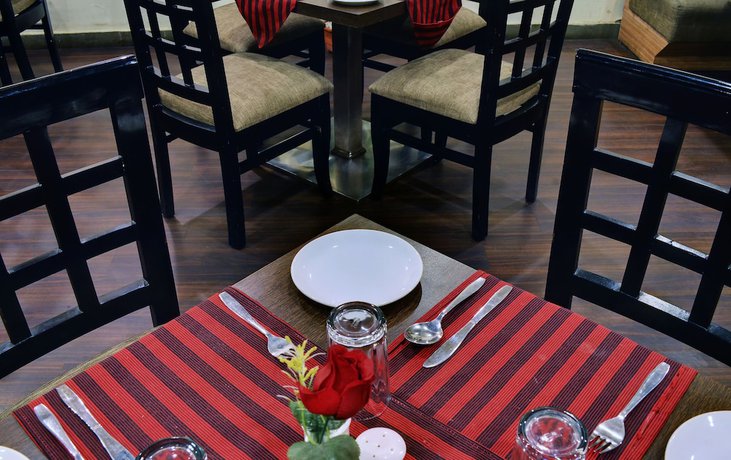 Imagen del bar/restaurante del Hotel Shanti Palace, Ajmer. Foto 4