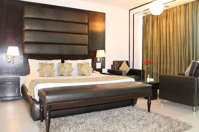 Imagen de la habitación del Hotel Shanti Palace. Foto 2