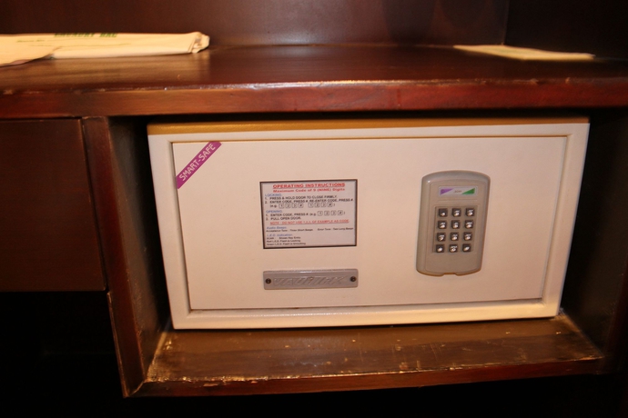 Imagen de la habitación del Hotel Shanti Palace. Foto 4