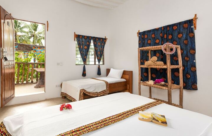 Imagen de la habitación del Hotel Shanuo Beach Bungalows. Foto 11