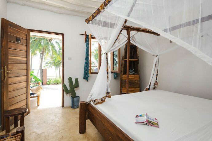 Imagen de la habitación del Hotel Shanuo Beach Bungalows. Foto 14