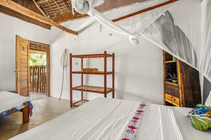 Imagen de la habitación del Hotel Shanuo Beach Bungalows. Foto 18