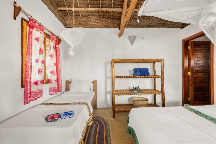 Imagen de la habitación del Hotel Shanuo Beach Bungalows. Foto 19