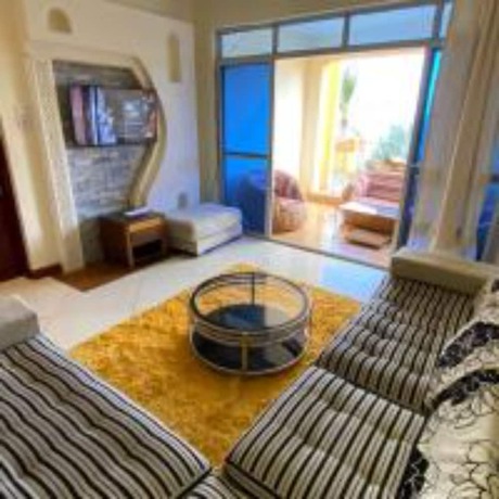 Imagen de la habitación del Hotel Shanzu Beachfront Suites, MOMBASA. Foto 8