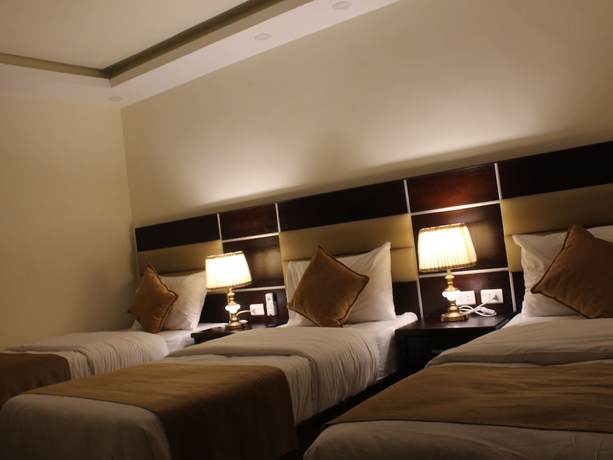 Imagen de la habitación del Hotel Shaqilath. Foto 6