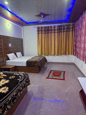 Imagen de la habitación del Hotel Sharda Palace. Foto 9