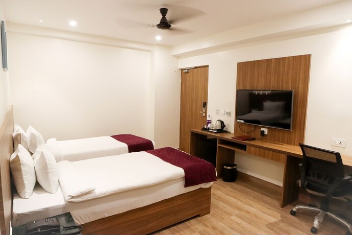 Imagen de la habitación del Hotel Sharda Residency, Patna. Foto 17