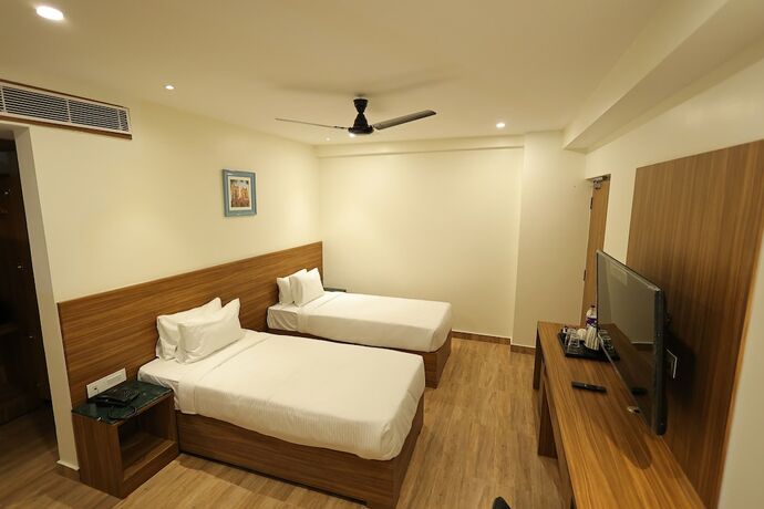 Imagen de la habitación del Hotel Sharda Residency, Patna. Foto 18