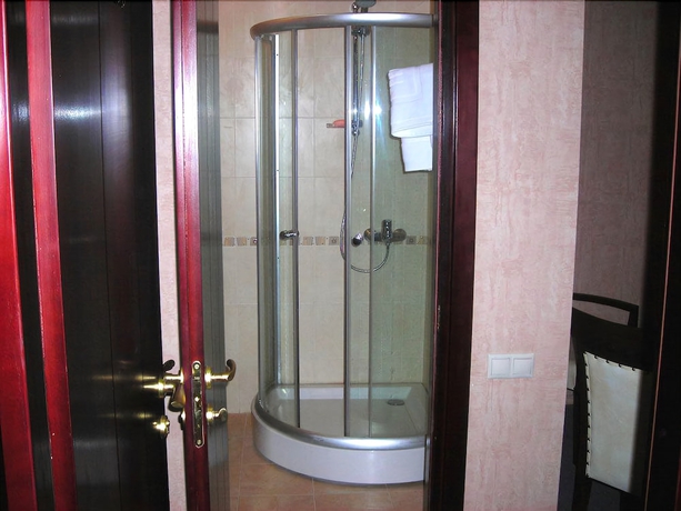 Imagen de la habitación del Hotel Sharden. Foto 16