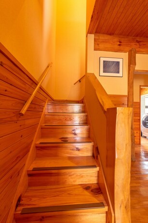 Imagen de los interiores del Hotel Share Creativeandbed 'adonoan'. Foto 34