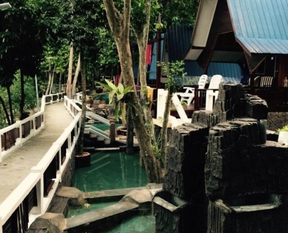 Imagen general del Hotel Shari-la Island Resort. Foto 2