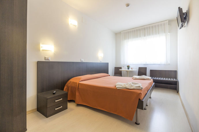 Imagen de la habitación del Hotel Sharing. Foto 3