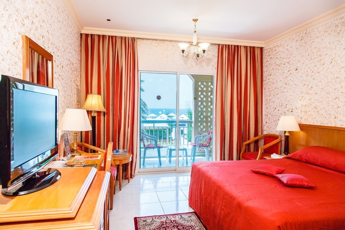 Imagen de la habitación del Hotel Sharjah Carlton. Foto 5