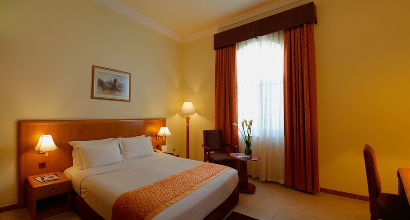 Imagen de la habitación del Hotel Sharjah Premiere Resort. Foto 7