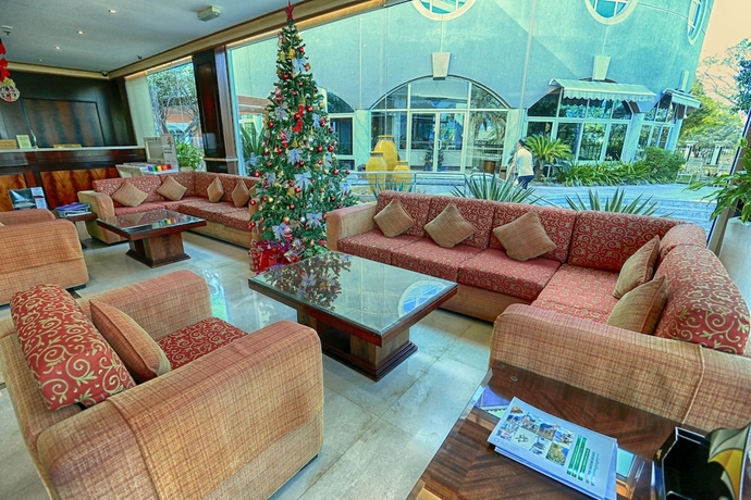 Imagen de los interiores del Hotel Sharjah Premiere Resort. Foto 19