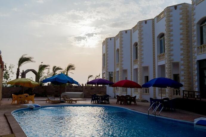 Imagen general del Hotel Shark paradise-Adults Only. Foto 2