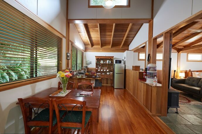 Imagen general del Hotel Sharlynn by the River. Foto 6