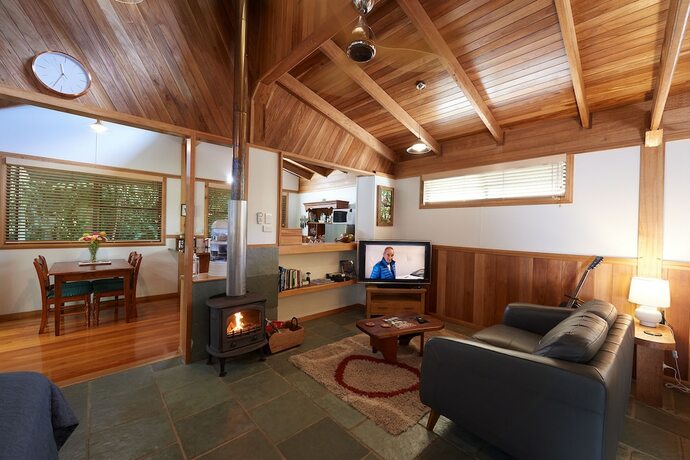 Imagen general del Hotel Sharlynn by the River. Foto 7