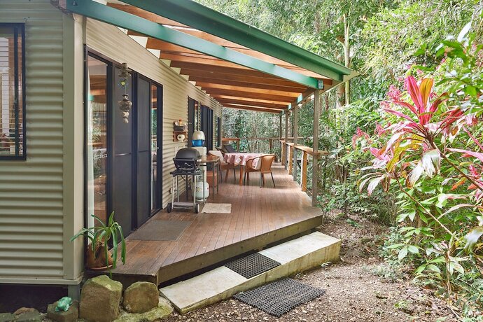 Imagen general del Hotel Sharlynn by the River. Foto 11