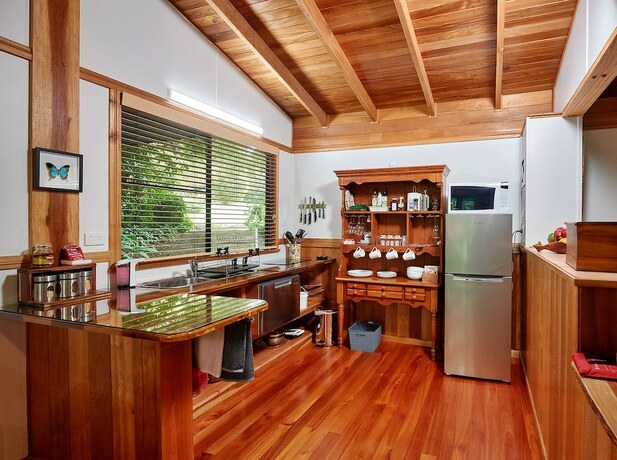 Imagen general del Hotel Sharlynn by the River. Foto 21