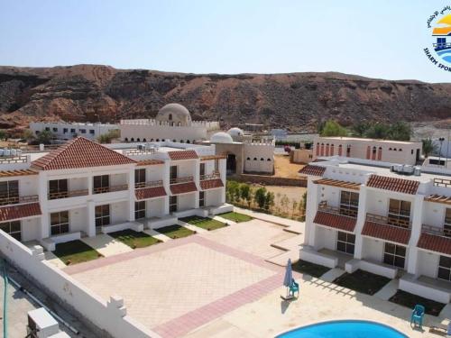 Imagen general del Hotel Sharm Club. Foto 13