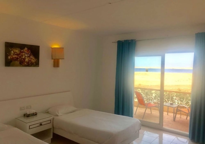 Imagen de la habitación del Hotel Sharm El Naga Resort and Diving Center. Foto 18
