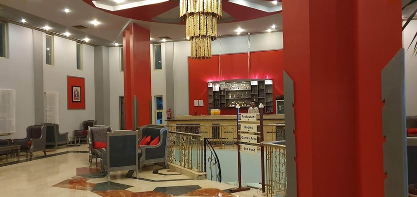 Imagen de los interiores del Hotel Sharm Holiday Resort. Foto 10