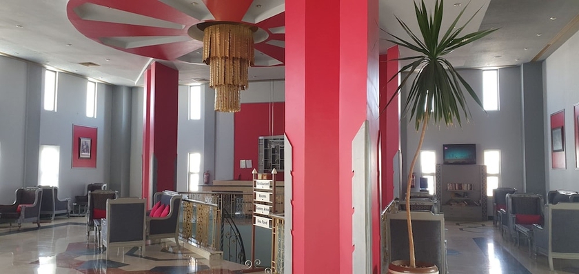 Imagen de los interiores del Hotel Sharm Holiday Resort. Foto 14
