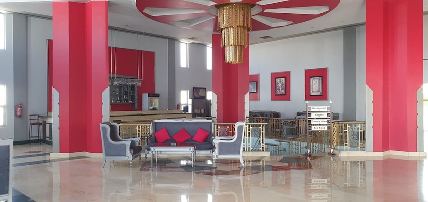 Imagen de los interiores del Hotel Sharm Holiday Resort. Foto 15