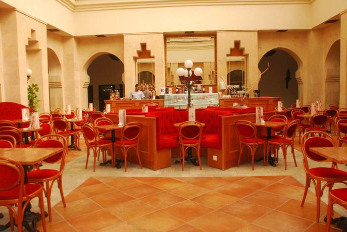 Imagen de la piscina del Hotel Sharm Plaza, Sharm el Sheikh. Foto 16