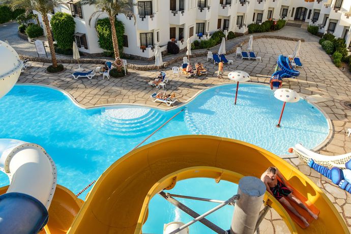 Imagen de la piscina del Hotel Sharm Plaza, Sharm el Sheikh. Foto 15