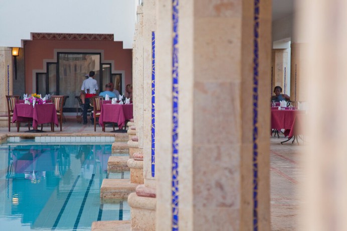 Imagen de la piscina del Hotel Sharm Plaza, Sharm el Sheikh. Foto 18