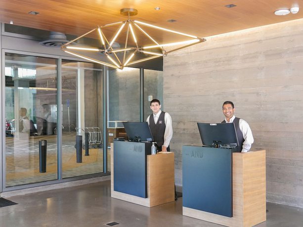 Imagen de los interiores del Hotel Shashi Mountain View, an Urban Resort. Foto 11