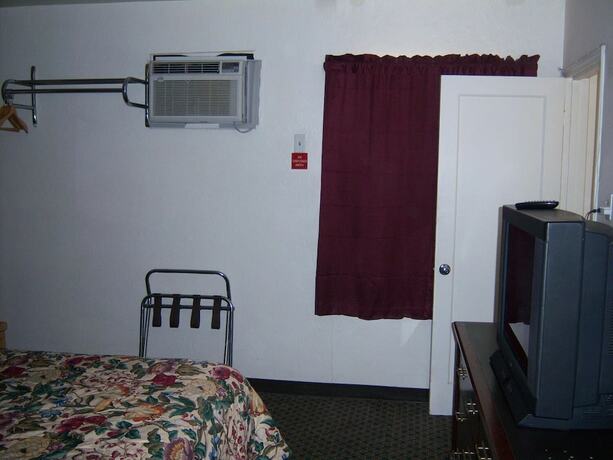 Imagen de la habitación del Hotel Shasta Dam Motel. Foto 19