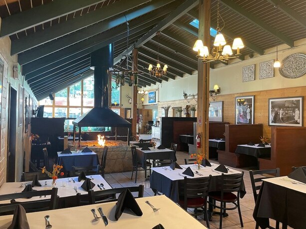 Imagen general del Hotel Shasta Inn. Foto 2