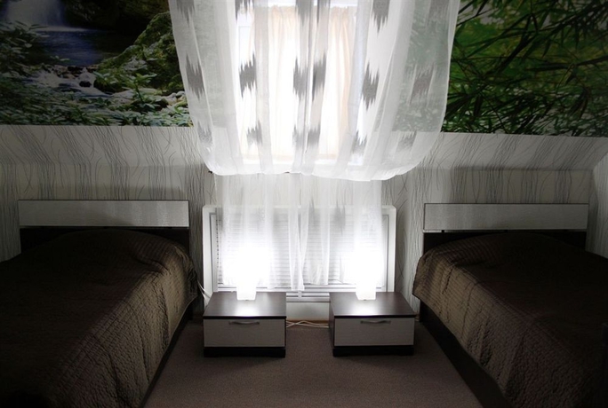 Imagen de la habitación del Hotel Shato City. Foto 2