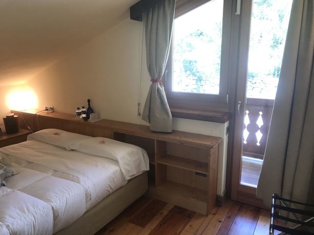 Imagen de la habitación del Hotel Shatush. Foto 13