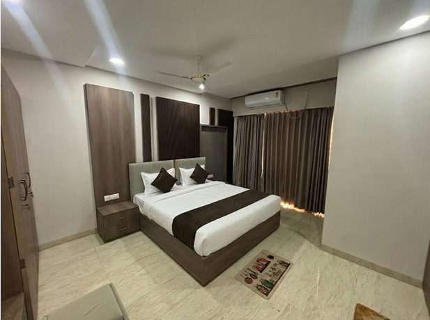 Imagen de la habitación del Hotel Shaurya Palace. Foto 2