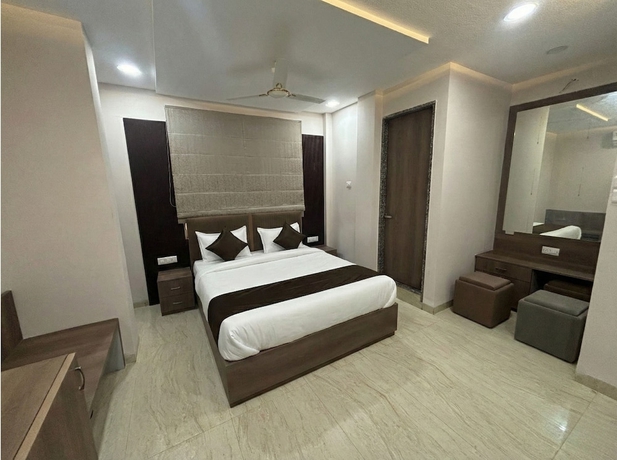 Imagen de la habitación del Hotel Shaurya Palace. Foto 4
