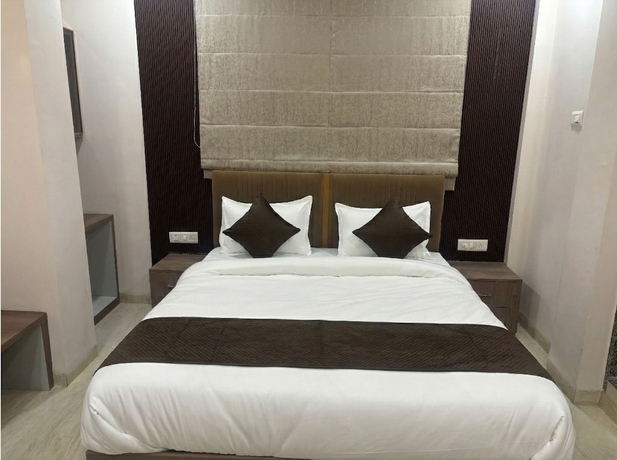 Imagen de la habitación del Hotel Shaurya Palace. Foto 5