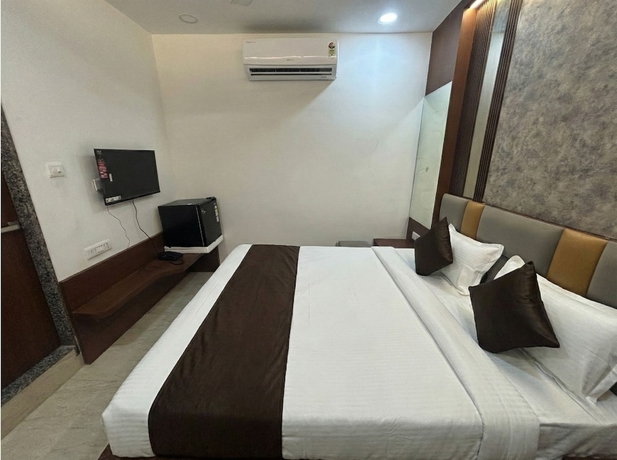 Imagen de la habitación del Hotel Shaurya Palace. Foto 9