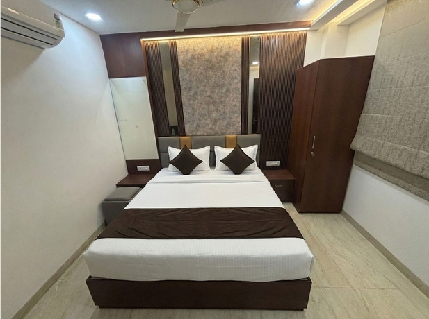 Imagen de la habitación del Hotel Shaurya Palace. Foto 10