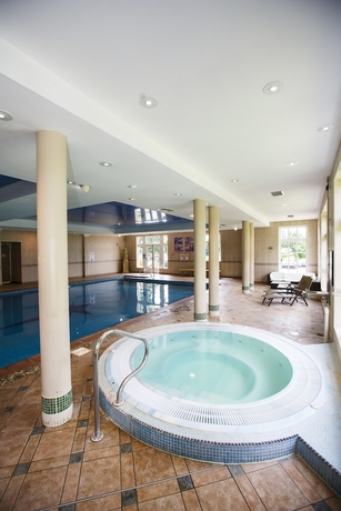 Imagen de la piscina del Hotel Shaw Hill Golf Resort and Spa. Foto 19